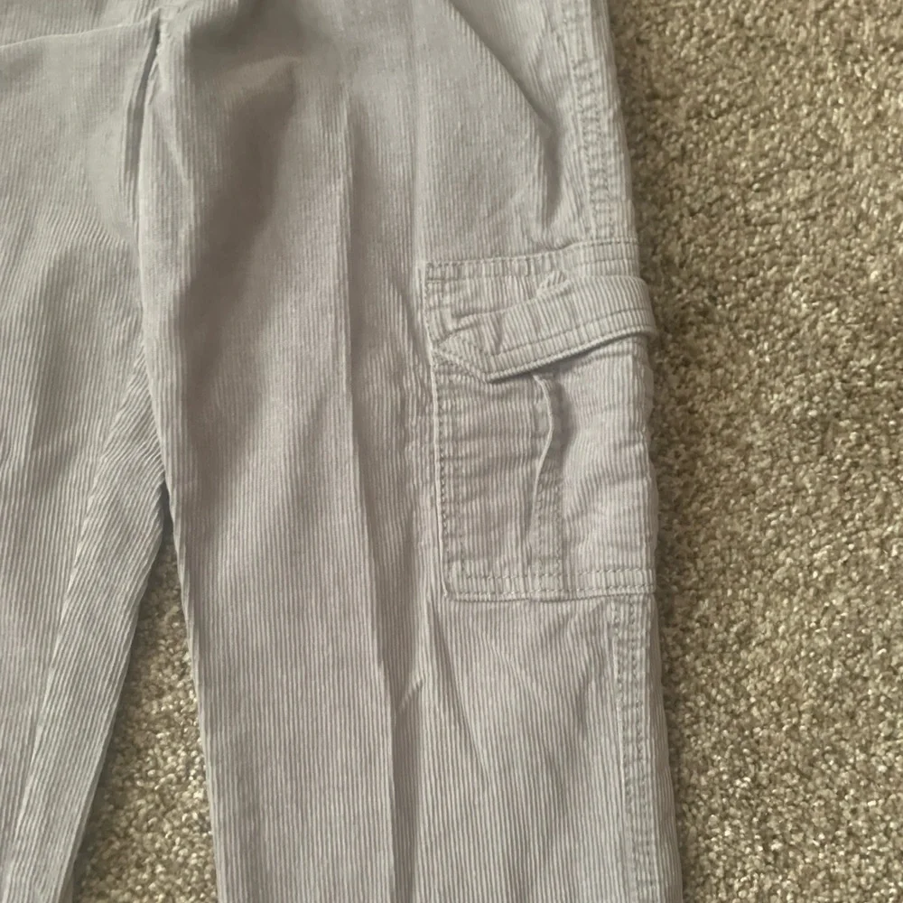 Boy’s Gymboree Gray Corduroy Cargo Pants 7